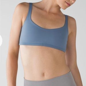 Lululemon free to be bra. Blue denim color, size 6. Excellent condition.